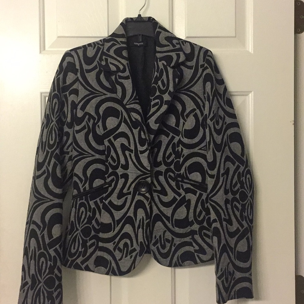 Hana Neel Black Jacket